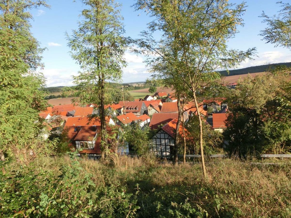 Ferienwohnung Am Gruenen Band Hellingen Exterior photo